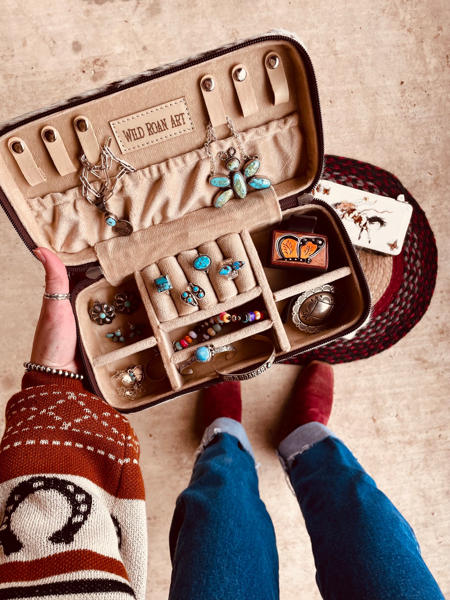 Good Company Cowhide Case