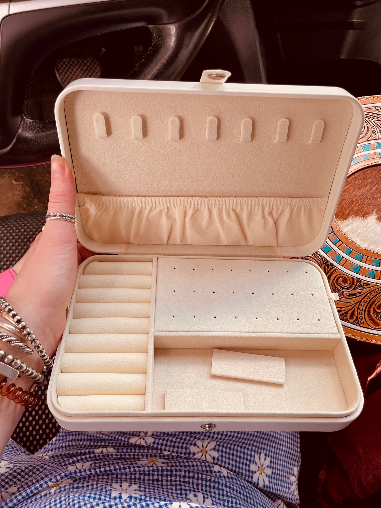 LeeAnn Cream Handpainted Large Case