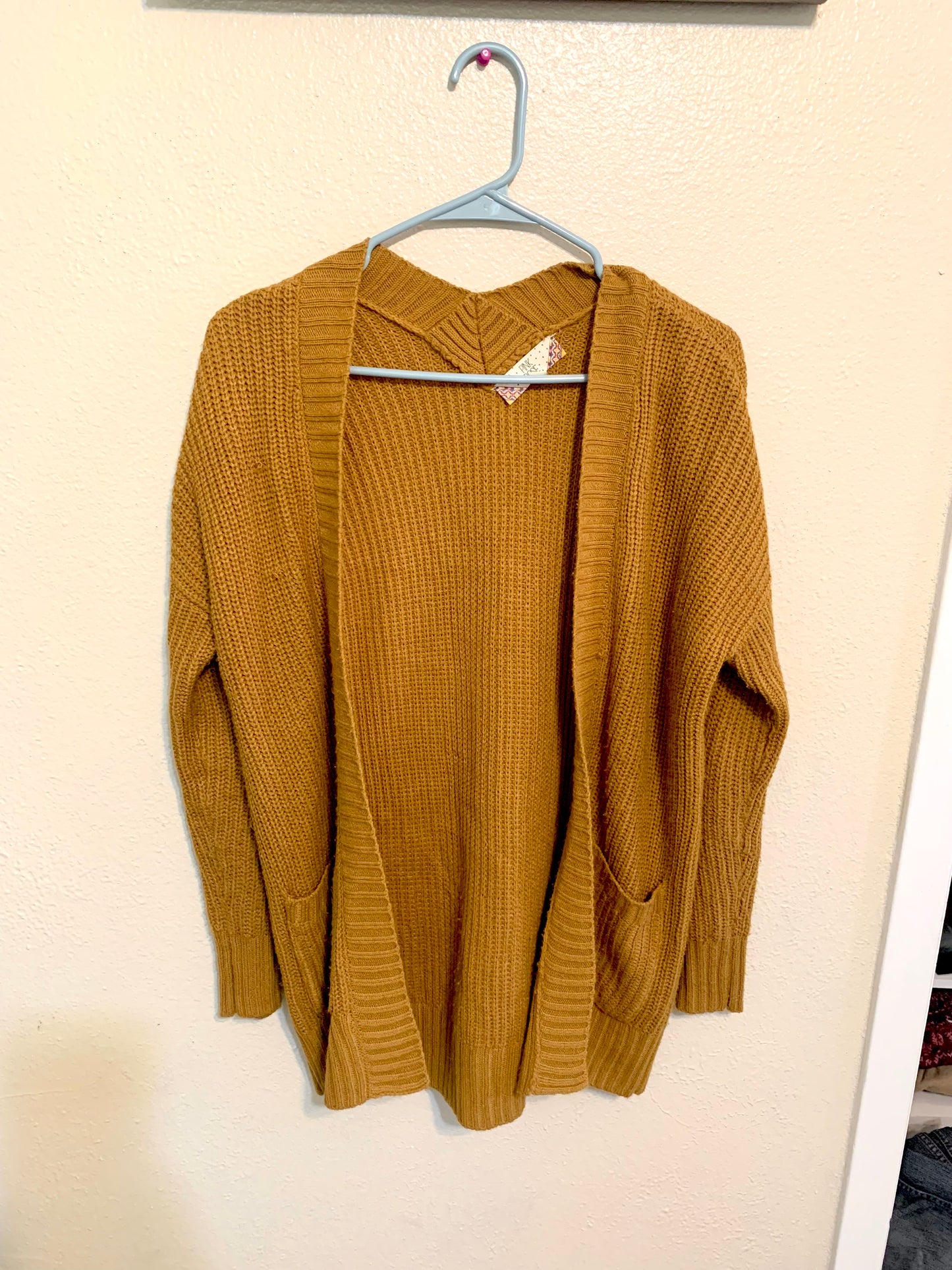 Women’s Yellow Sweater S
