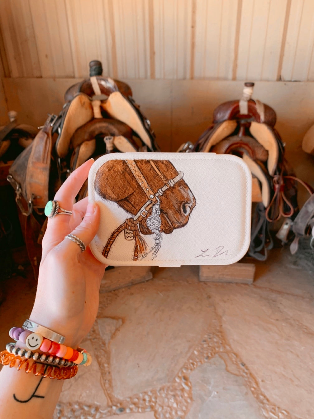 Kaia Large White Case