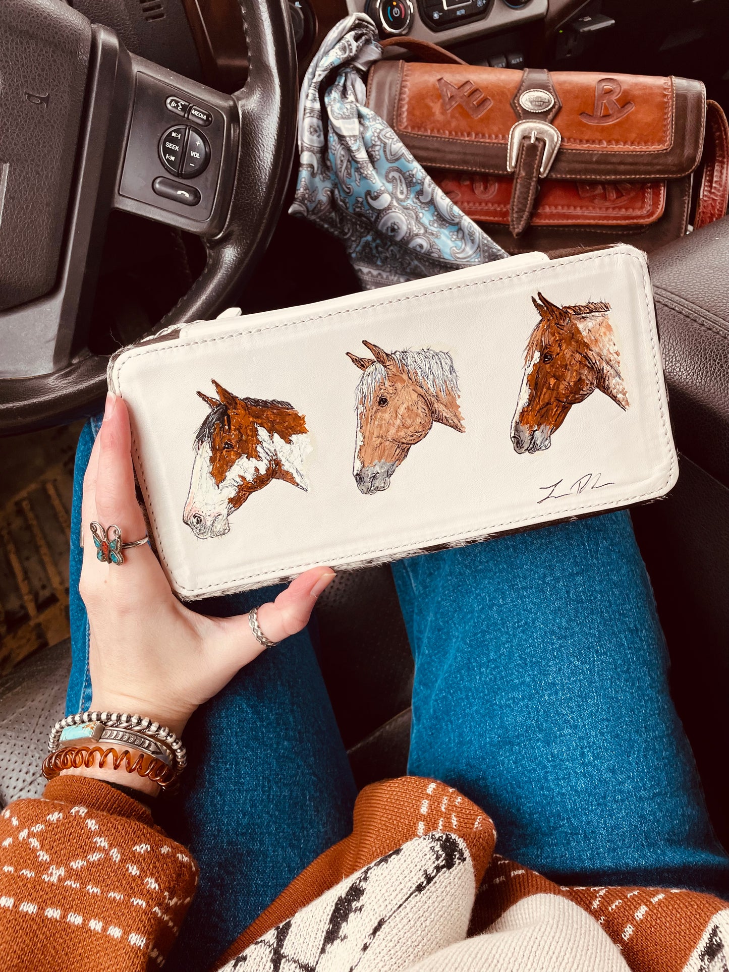 Good Company Cowhide Case