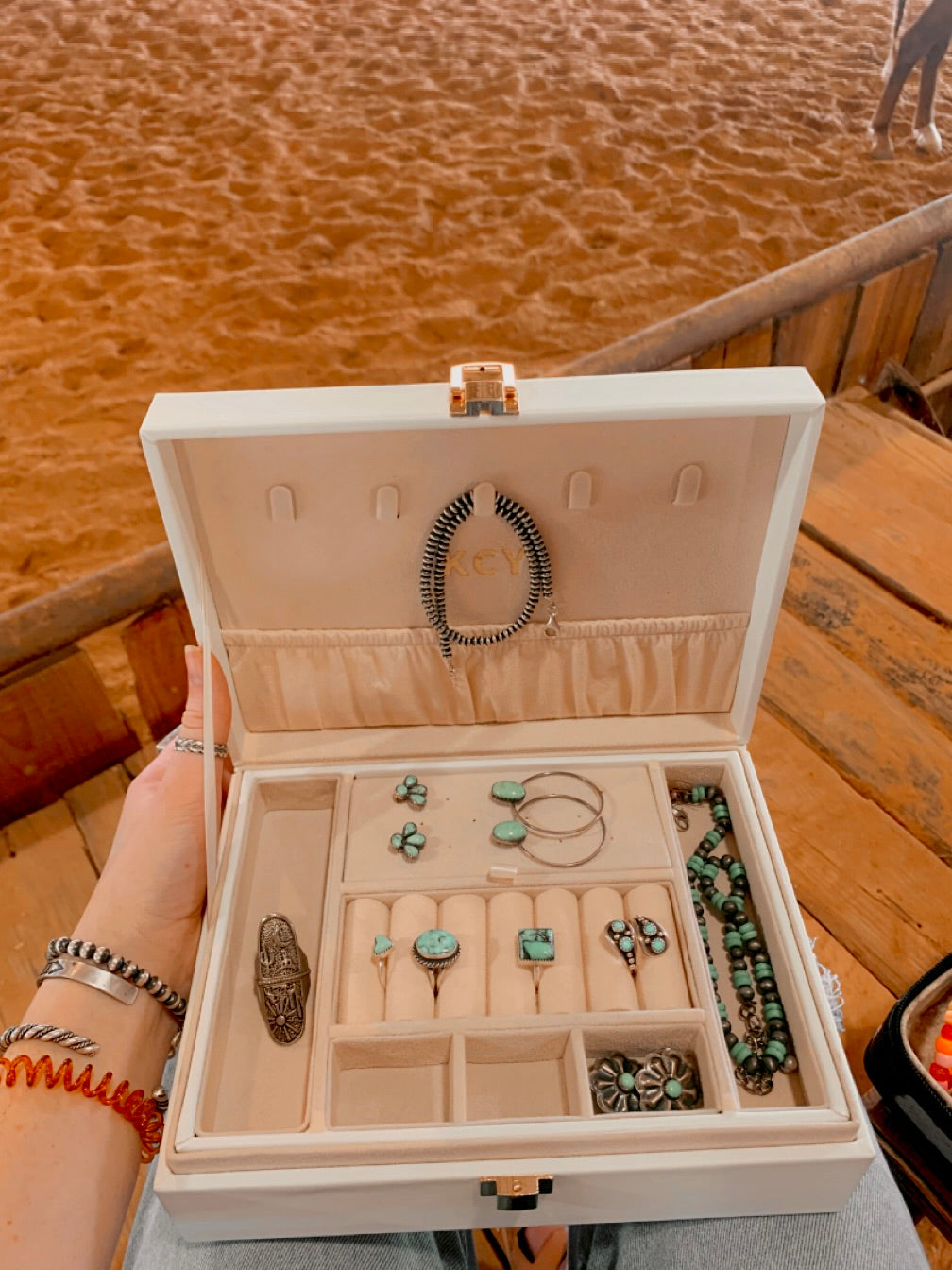 Arizona Cowboy XL White Jewelry Box