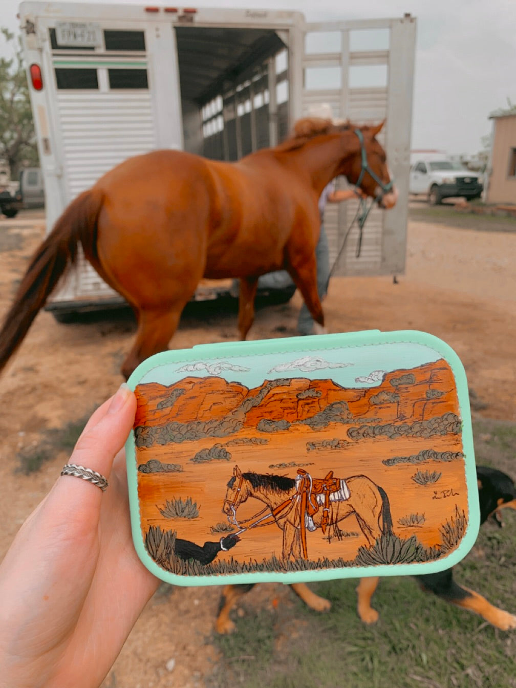 Behind the Bushes Large Turquoise Case