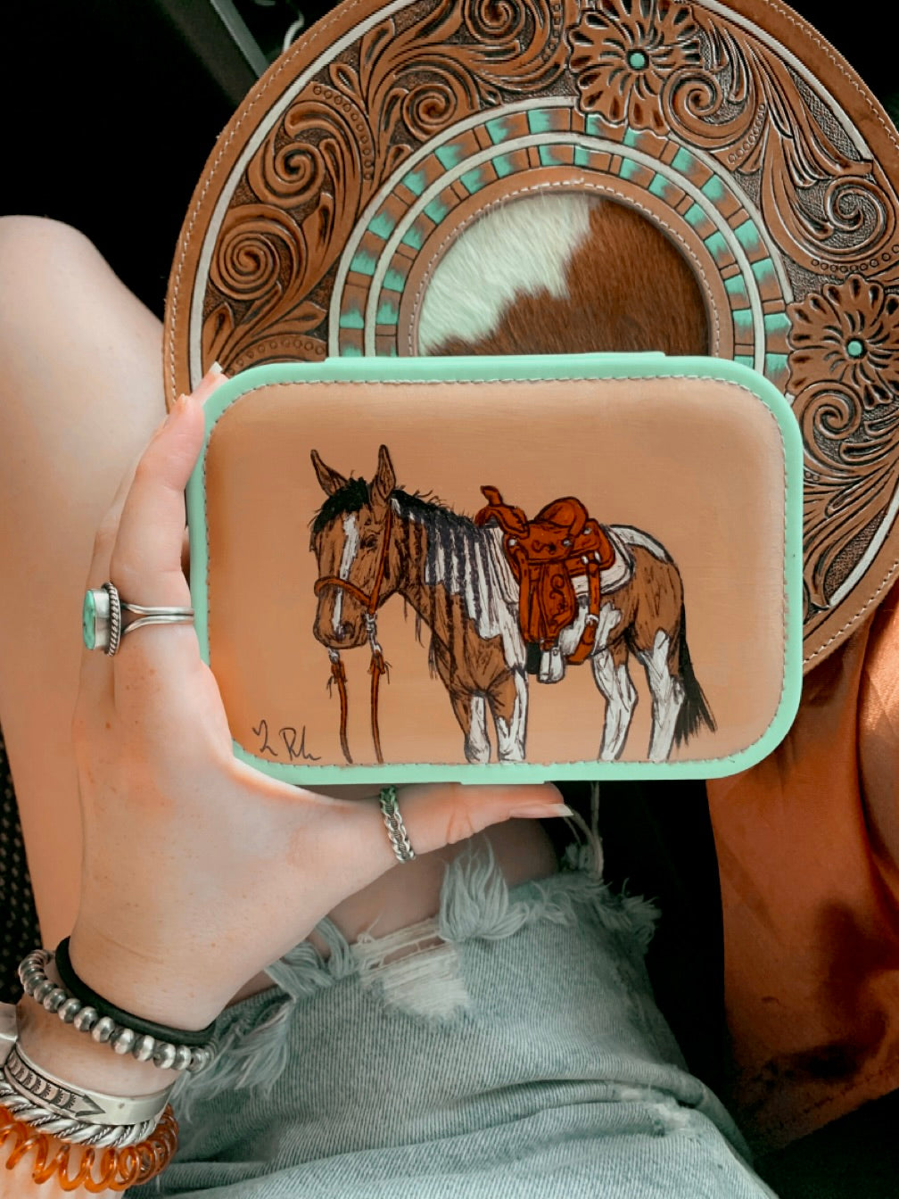 Lainie Large Turquoise Case