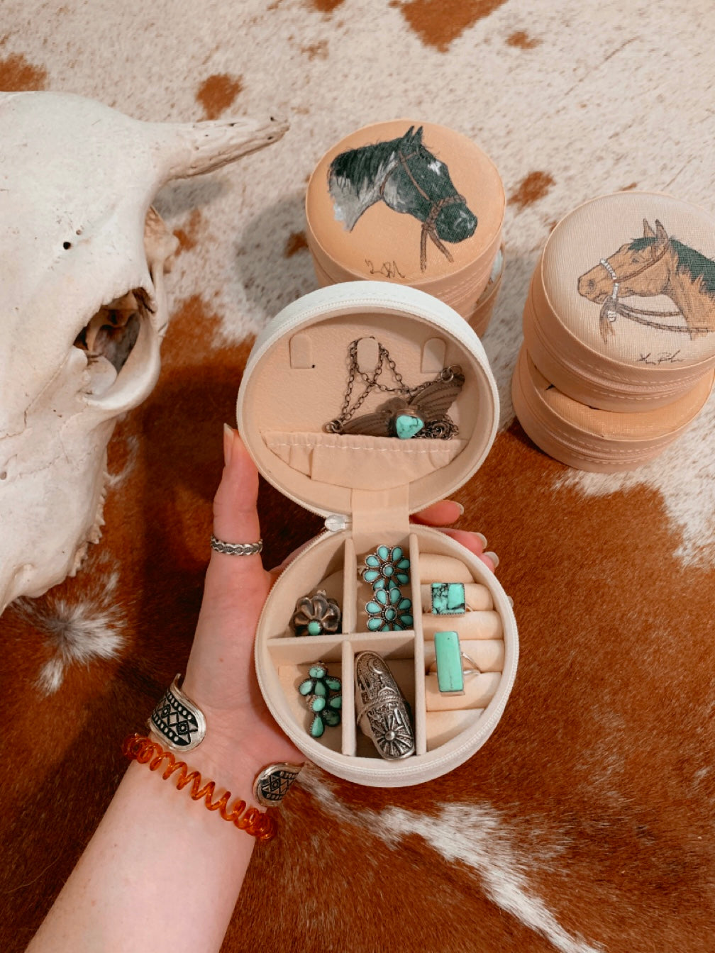 Mini Round Cassie Case