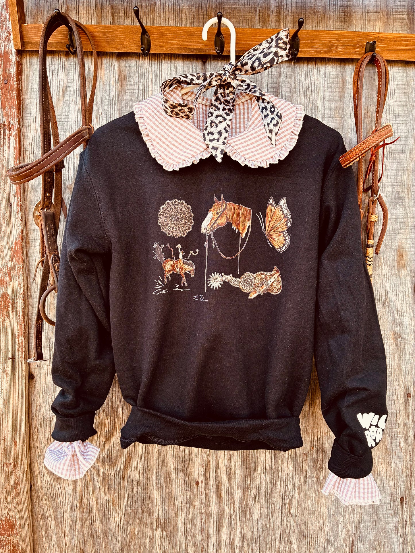 Fraulein Black Crewneck