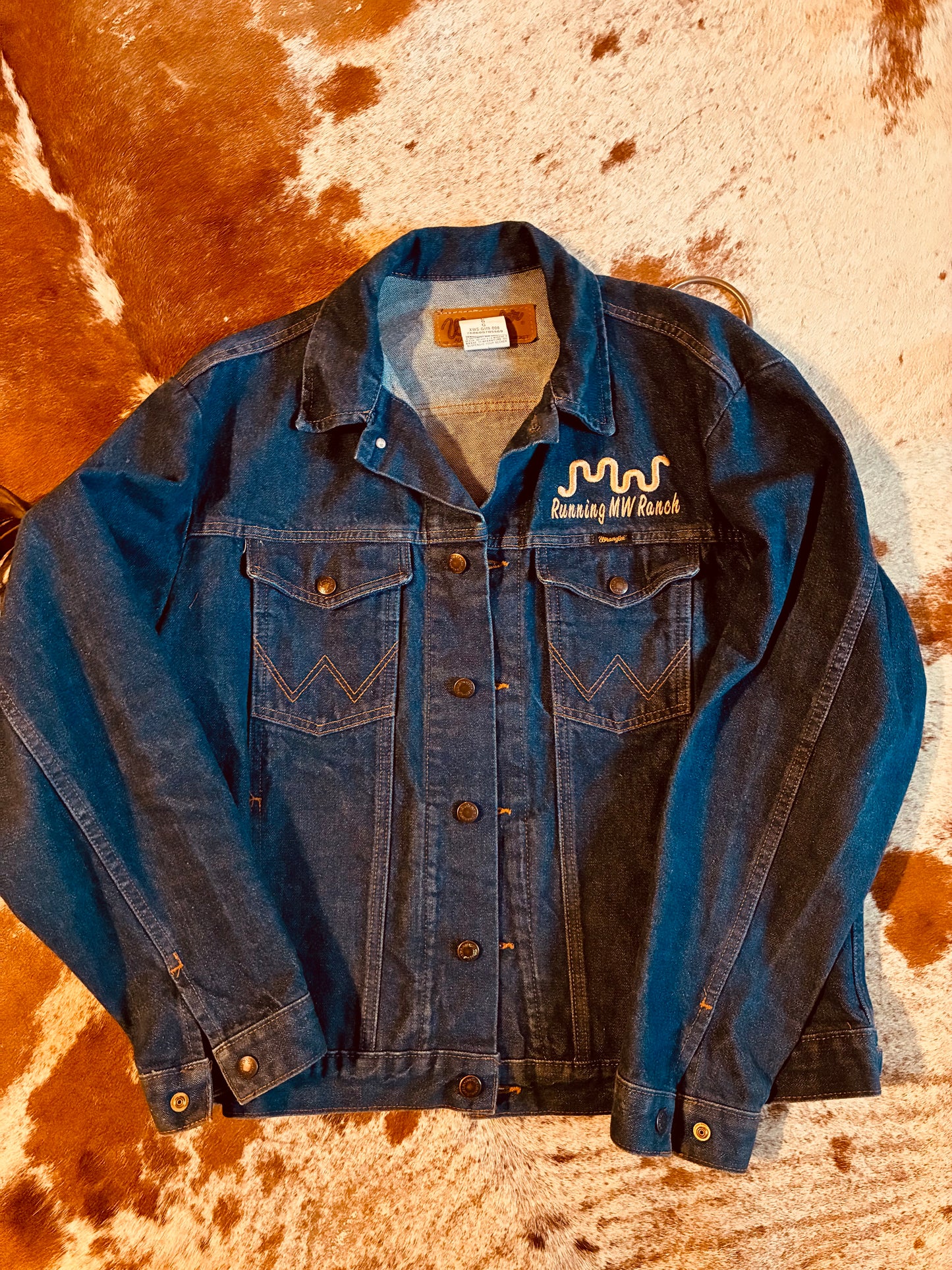 Men’s Wrangler Embroidered Jean Jacket Large