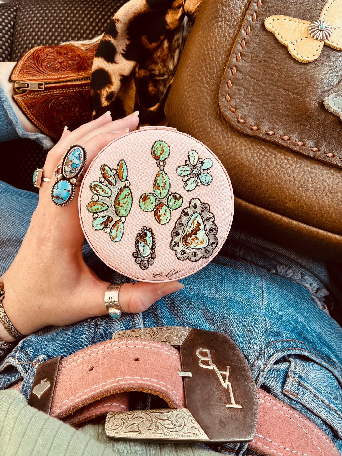 Sonoran Round Mini Case