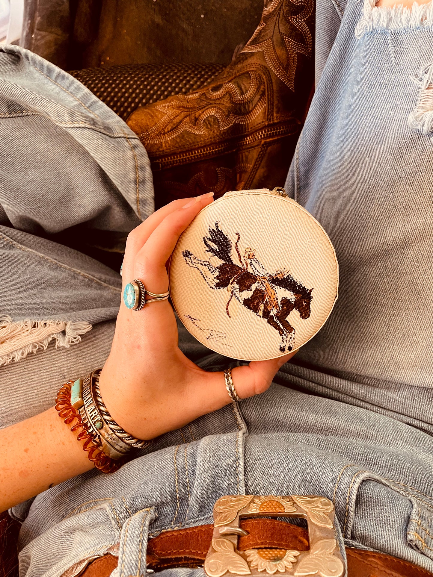 Rodeo Cowboy Mini Round Case